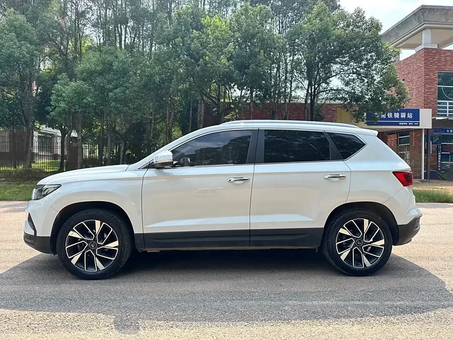 Jetta VS5, 2022г, передний привод, автомат