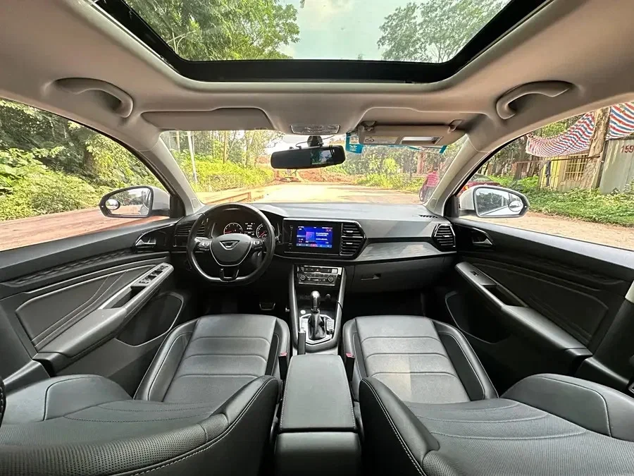 Jetta VS5, 2022г, передний привод, автомат