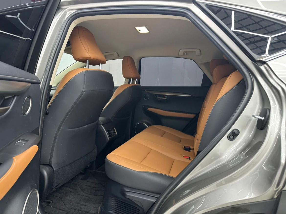 Lexus NX, 2021г, передний привод, вариатор