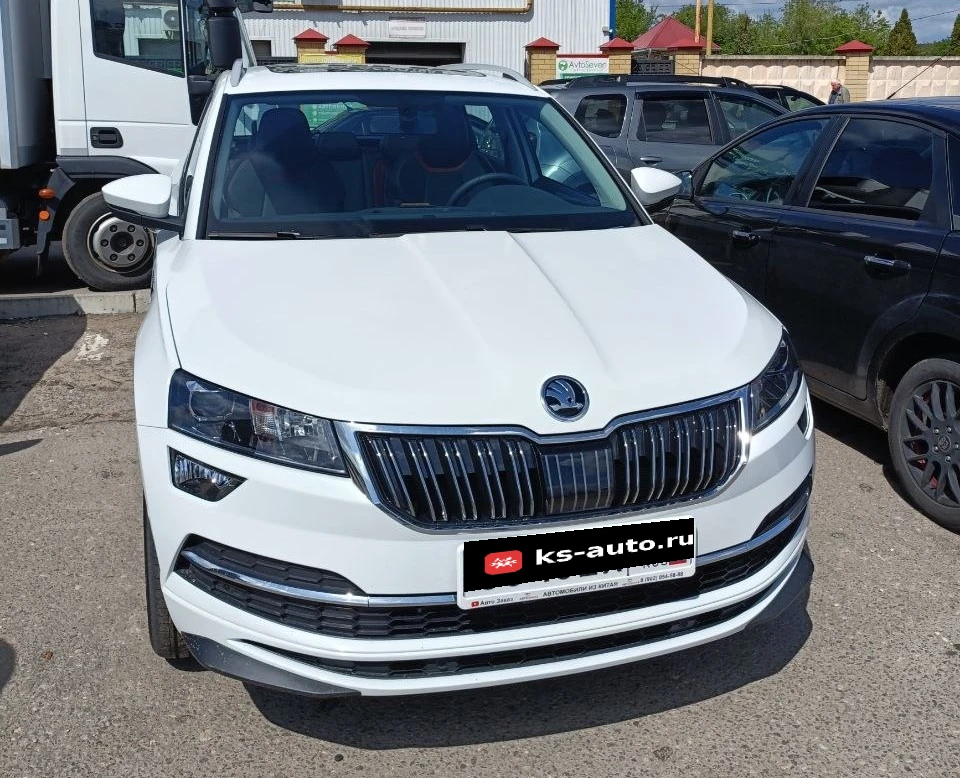Skoda Karoq, 2024г, передний привод, робот