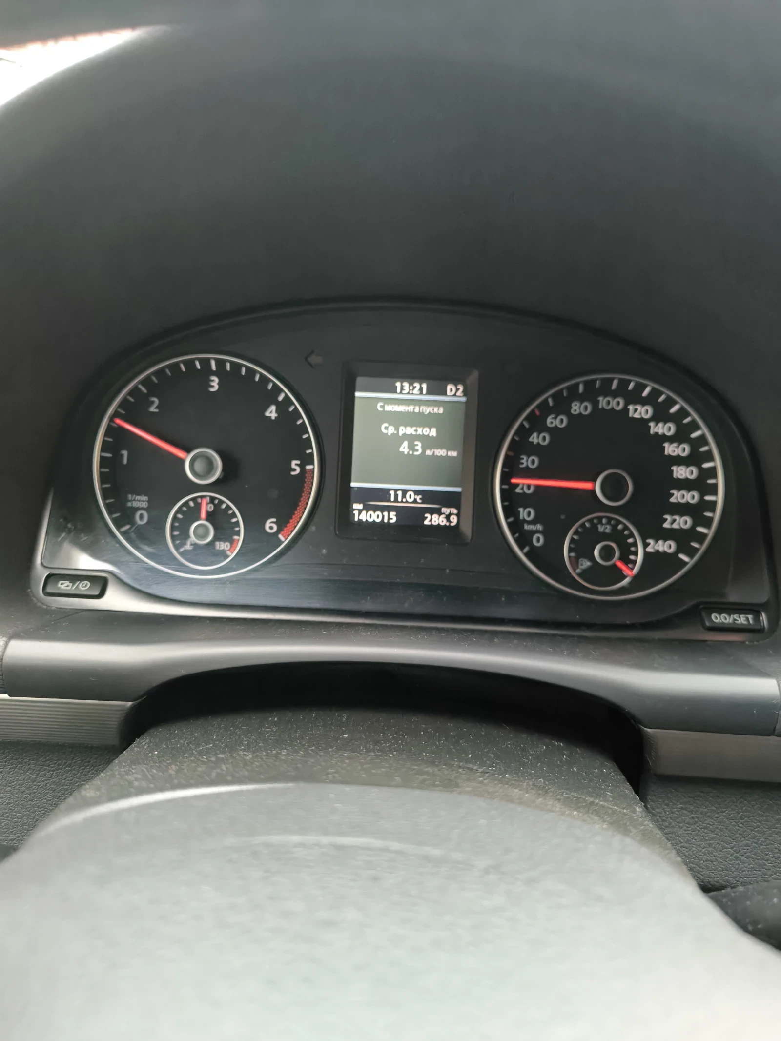 Volkswagen Touran, 2012г, передний привод, робот