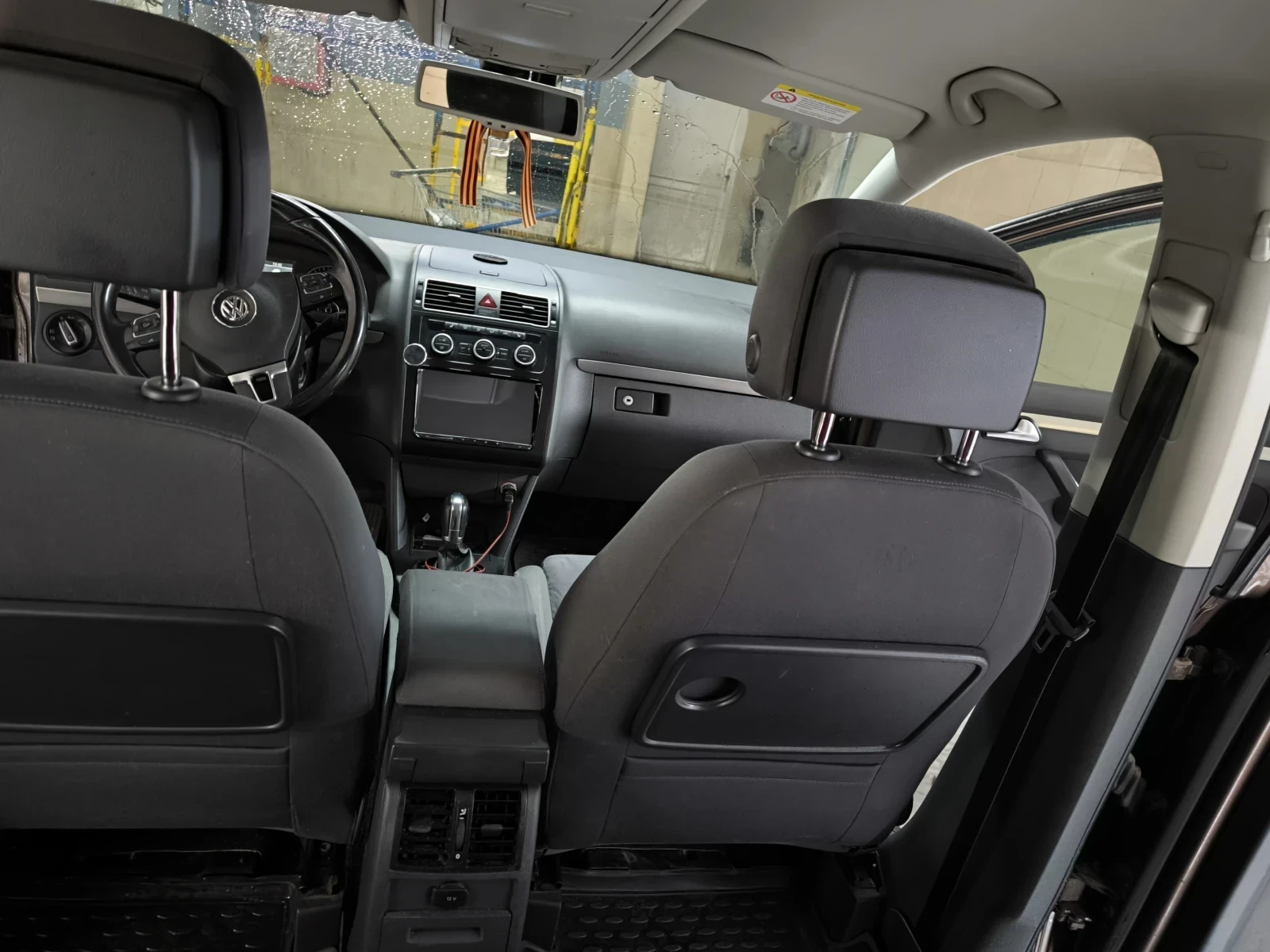 Volkswagen Touran, 2012г, передний привод, робот