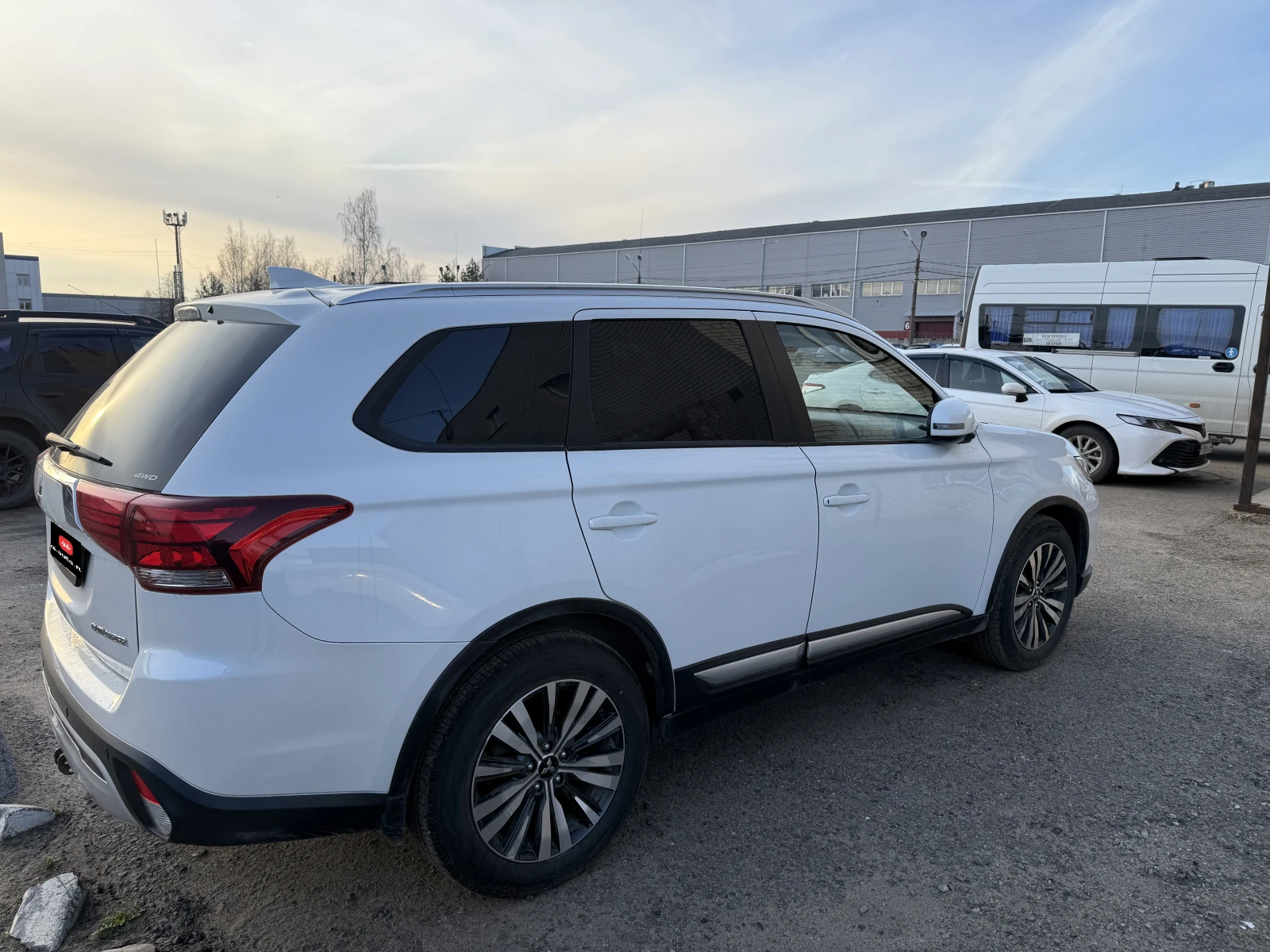 Mitsubishi Outlander, 2019г, полный привод, вариатор