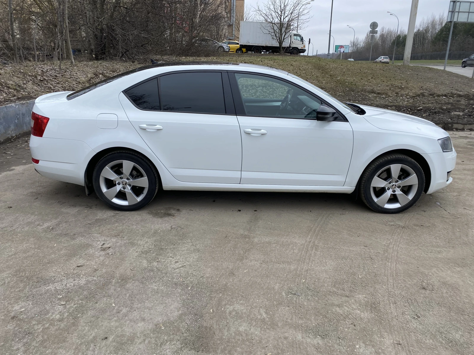Skoda Octavia, 2016г, передний привод, робот