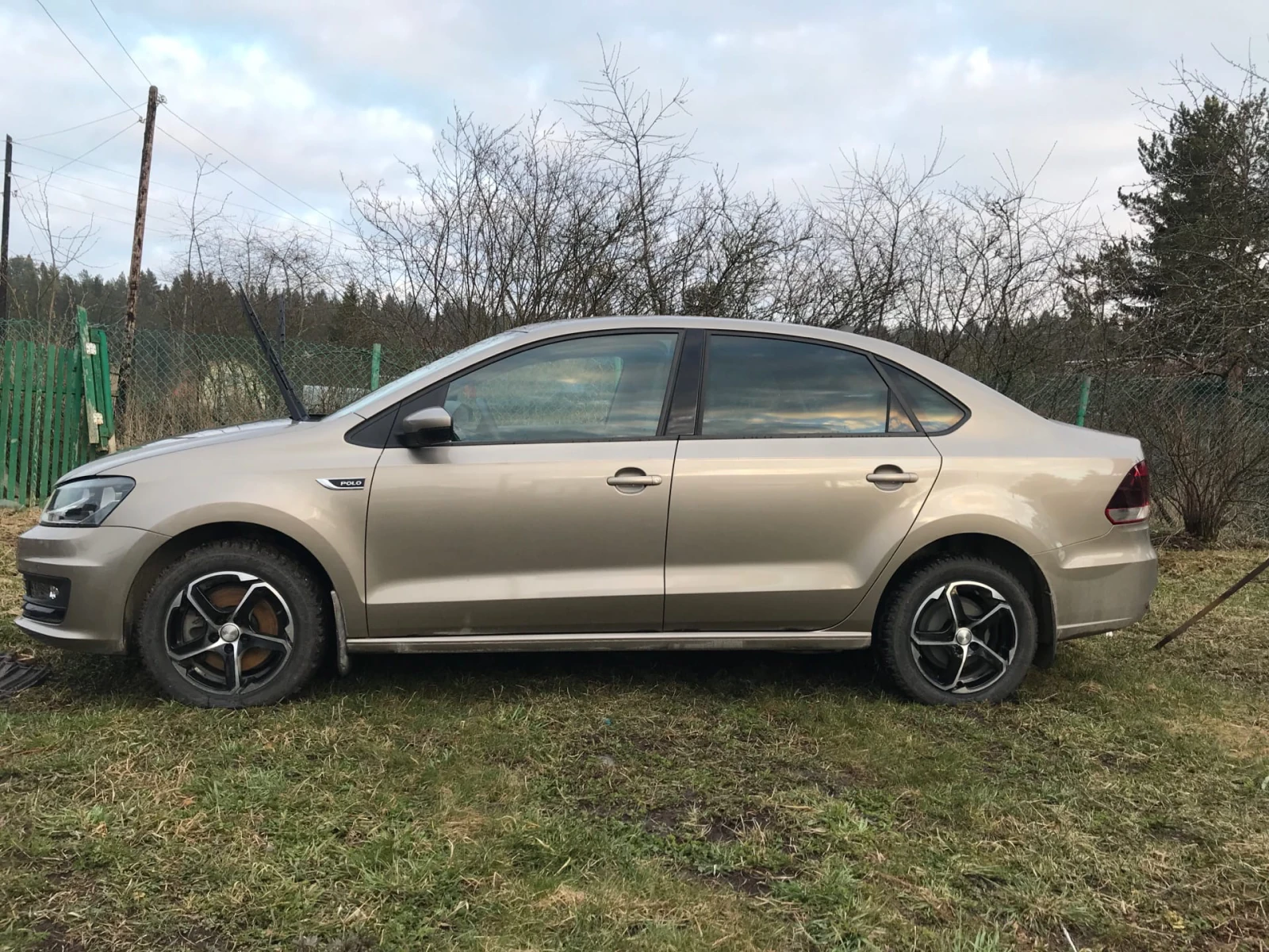 Volkswagen Polo, 2019г, передний привод, механика