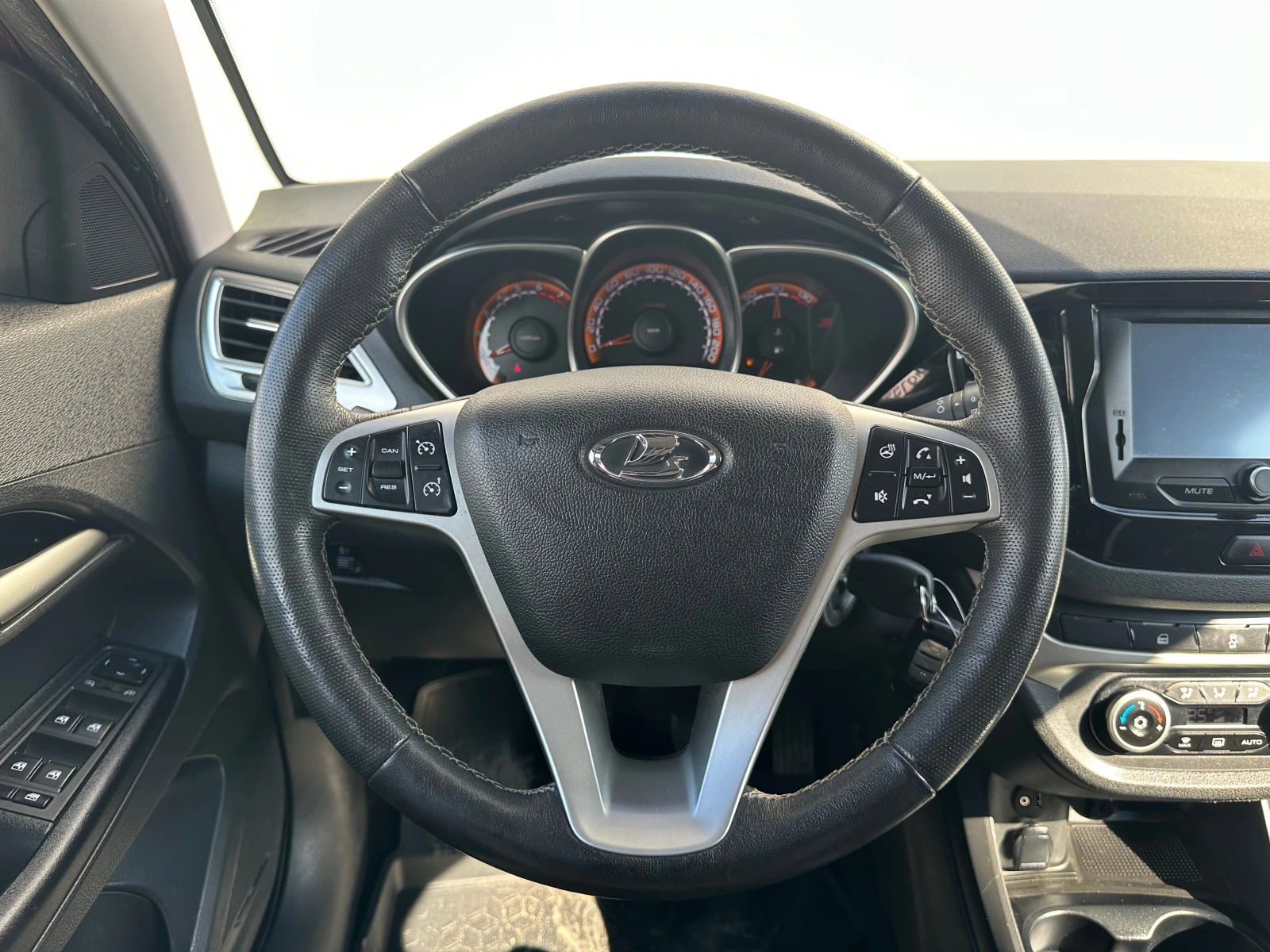 Lada (ВАЗ) Vesta, 2020г., передний привод, механика