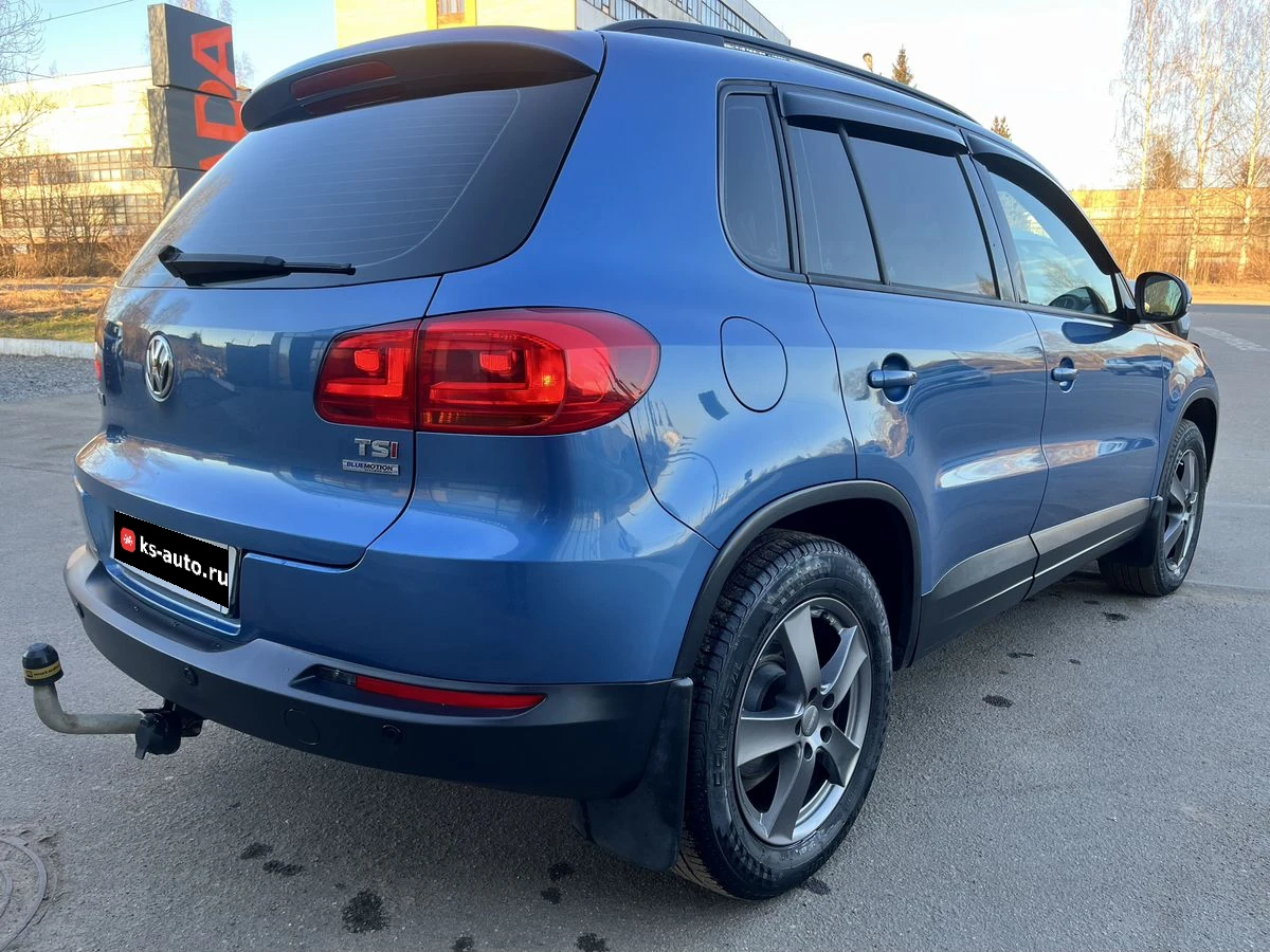 Volkswagen Tiguan, 2011г, передний привод, механика