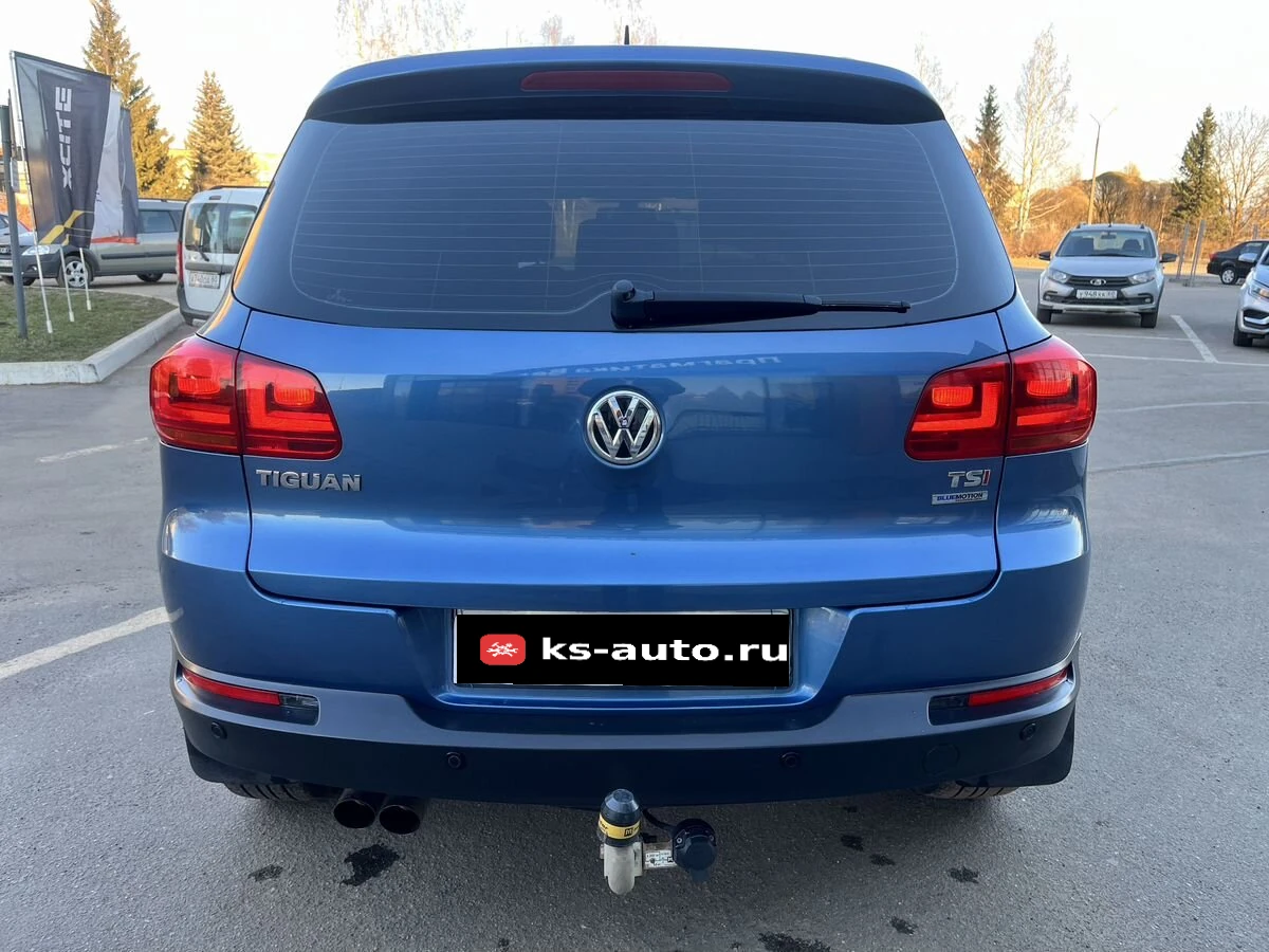 Volkswagen Tiguan, 2011г, передний привод, механика