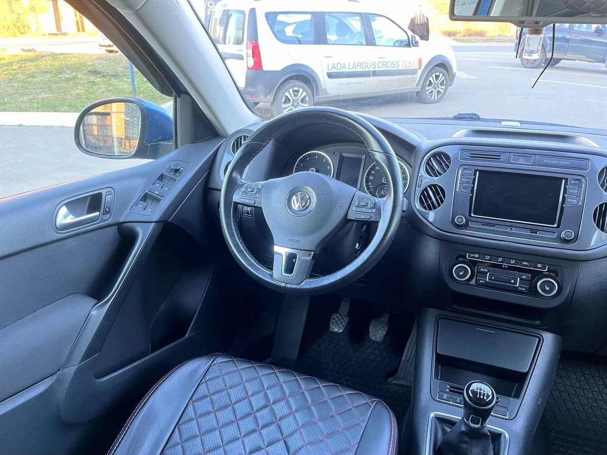 Volkswagen Tiguan, 2011г, передний привод, механика