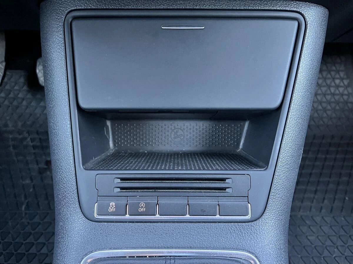 Volkswagen Tiguan, 2011г, передний привод, механика