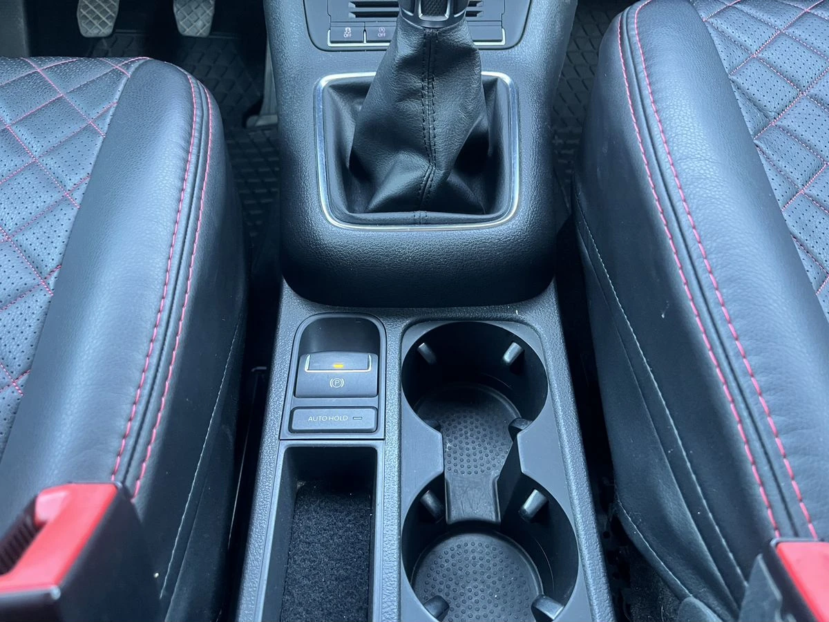 Volkswagen Tiguan, 2011г, передний привод, механика