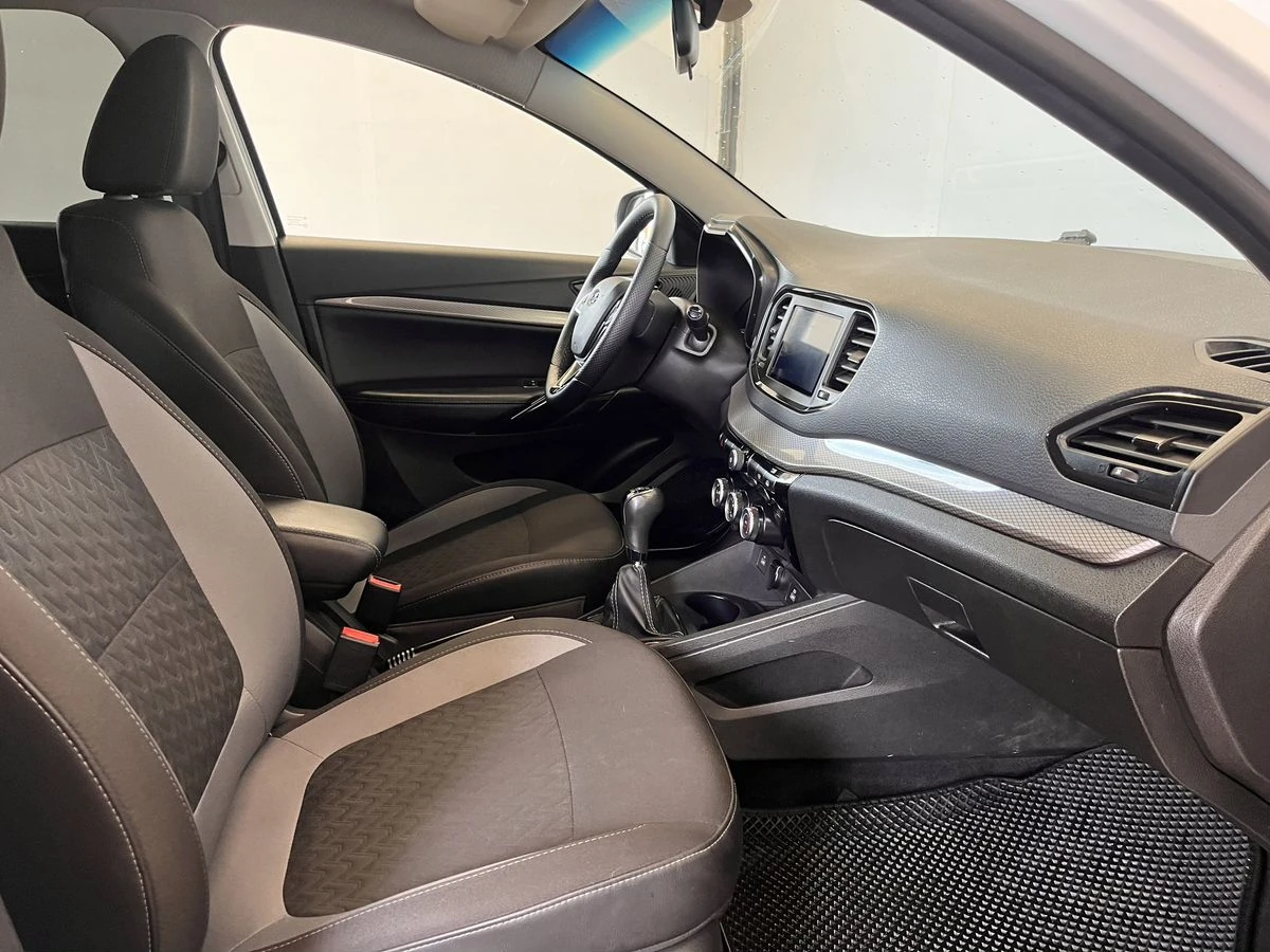 Lada (ВАЗ) Vesta, 2023г, передний привод, механика