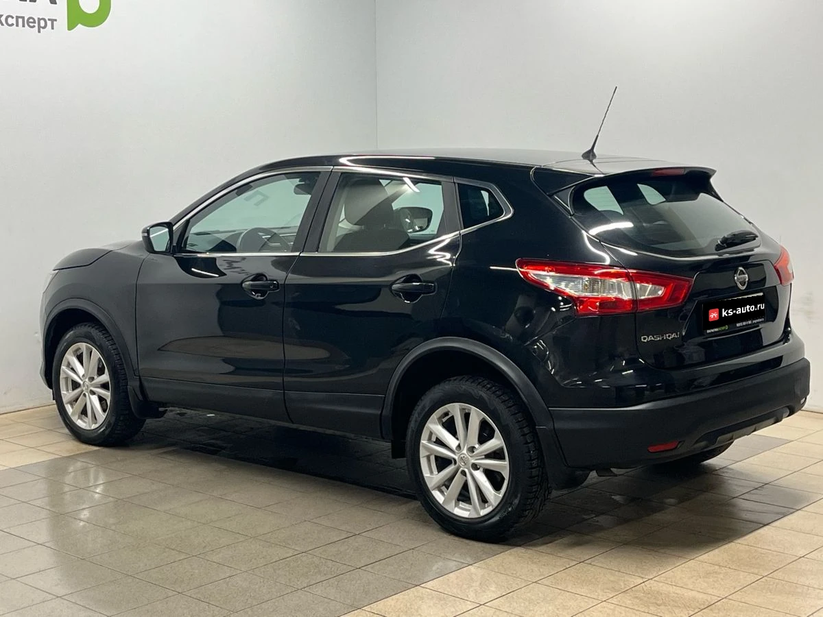 Nissan Qashqai, 2016г, передний привод, вариатор