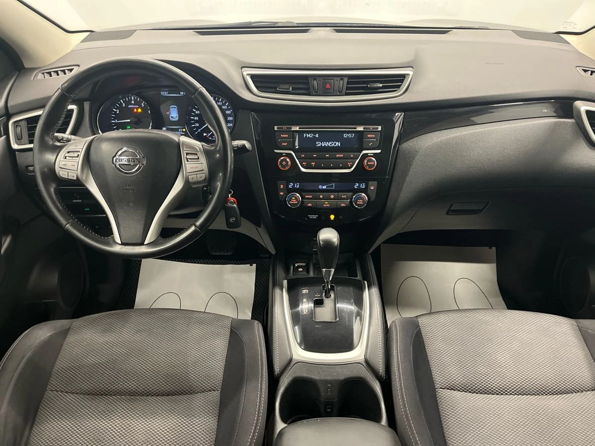 Nissan Qashqai, 2016г, передний привод, вариатор