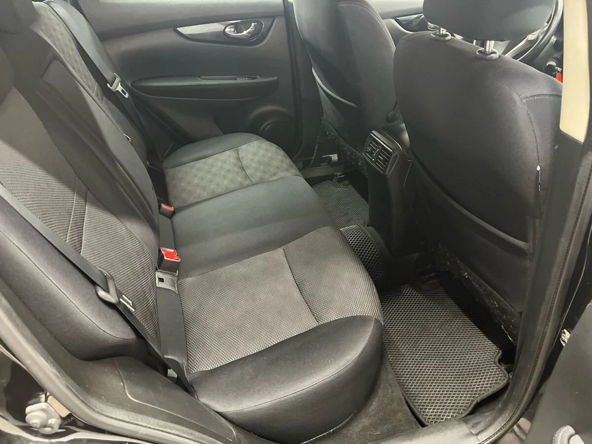 Nissan Qashqai, 2016г, передний привод, вариатор