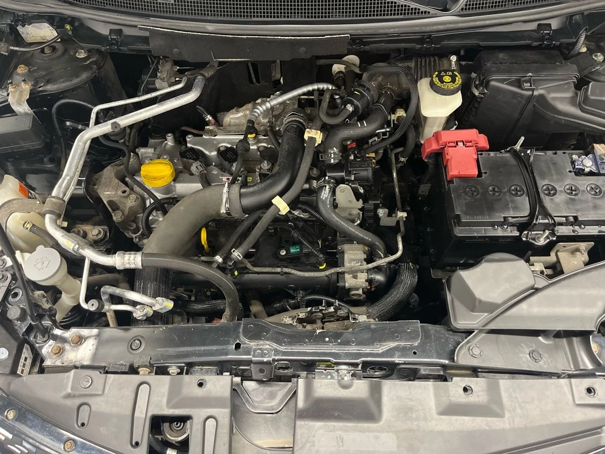 Nissan Qashqai, 2016г, передний привод, вариатор