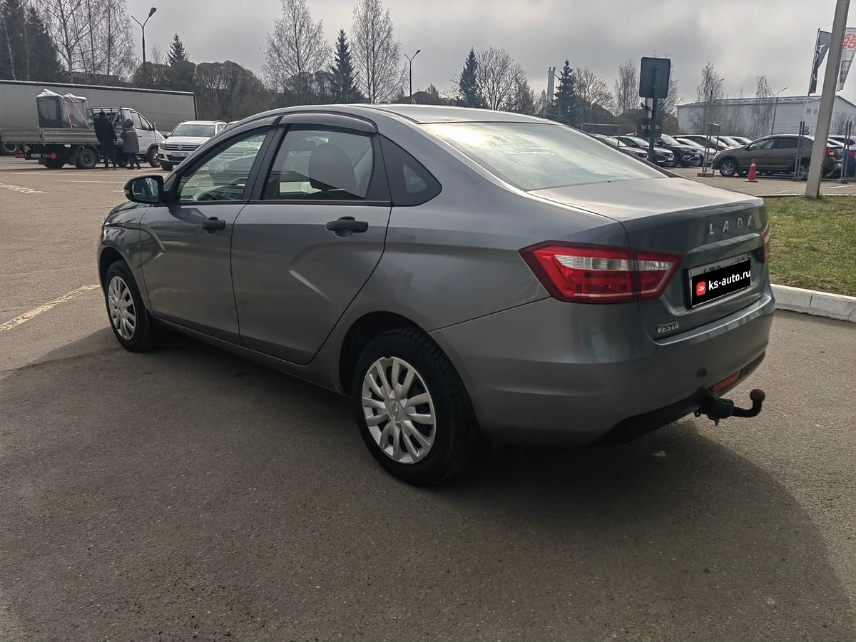 Lada (ВАЗ) Vesta, 2017г, передний привод, механика