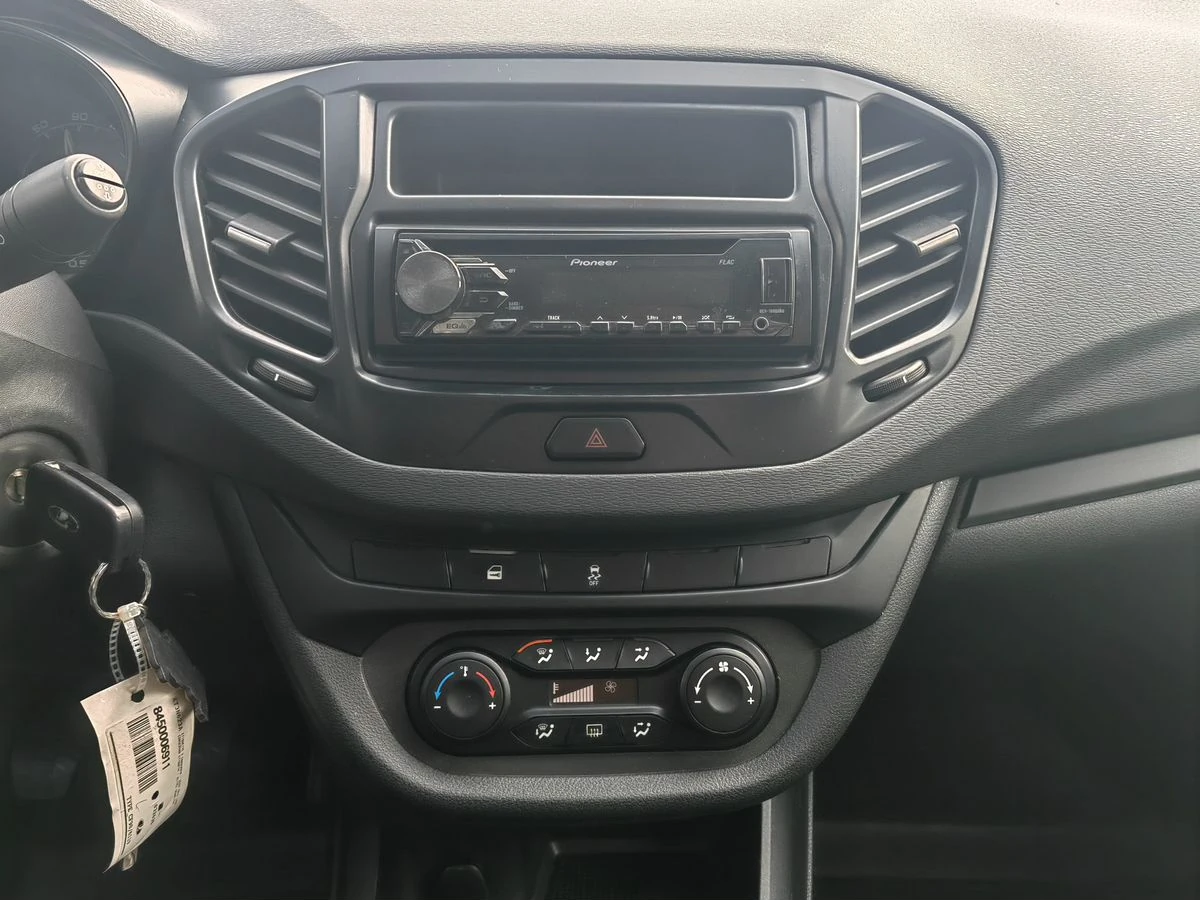 Lada (ВАЗ) Vesta, 2017г, передний привод, механика