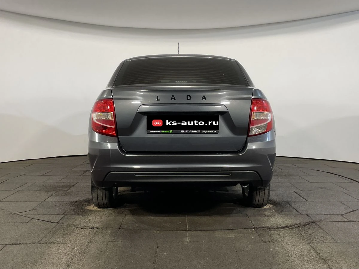 Lada (ВАЗ) Granta, 2021г, передний привод, механика