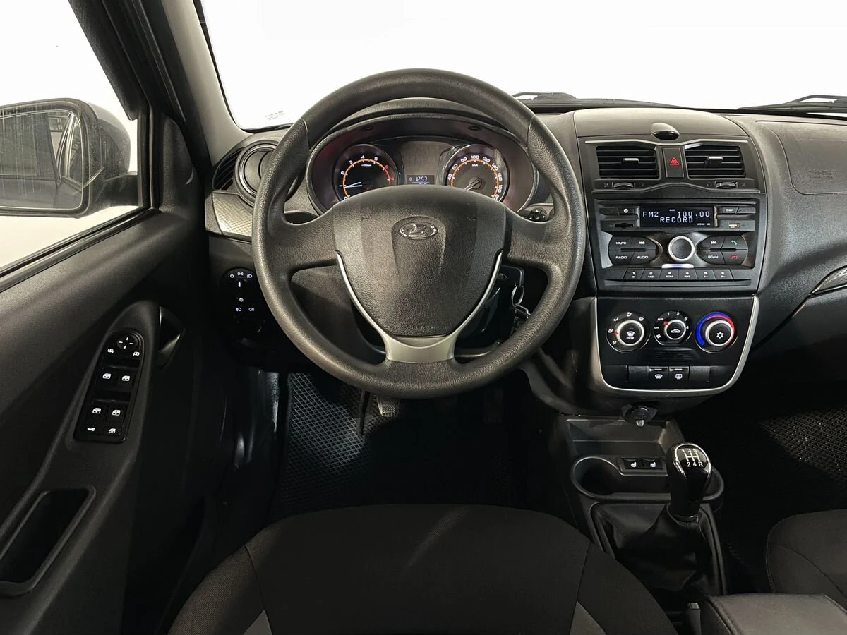 Lada (ВАЗ) Granta, 2021г, передний привод, механика