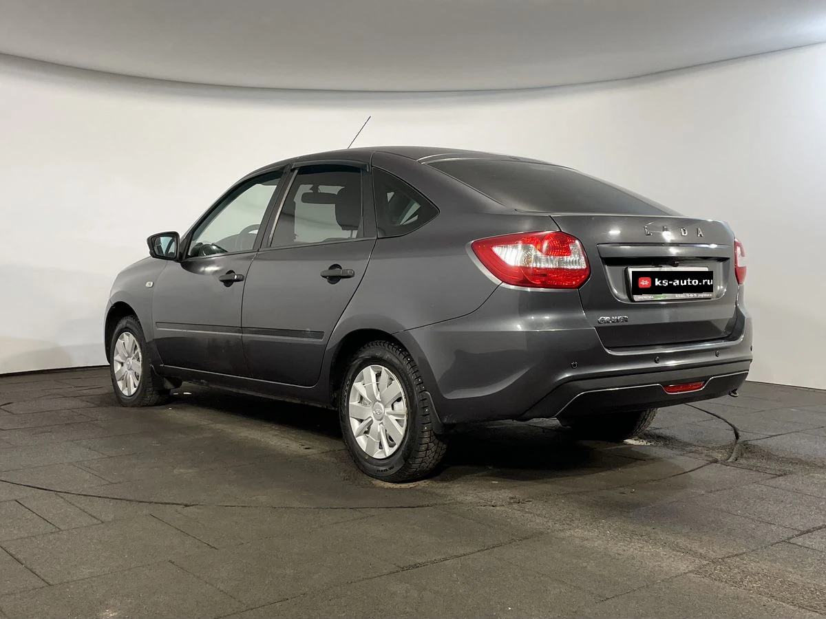 Lada (ВАЗ) Granta, 2019г, передний привод, механика