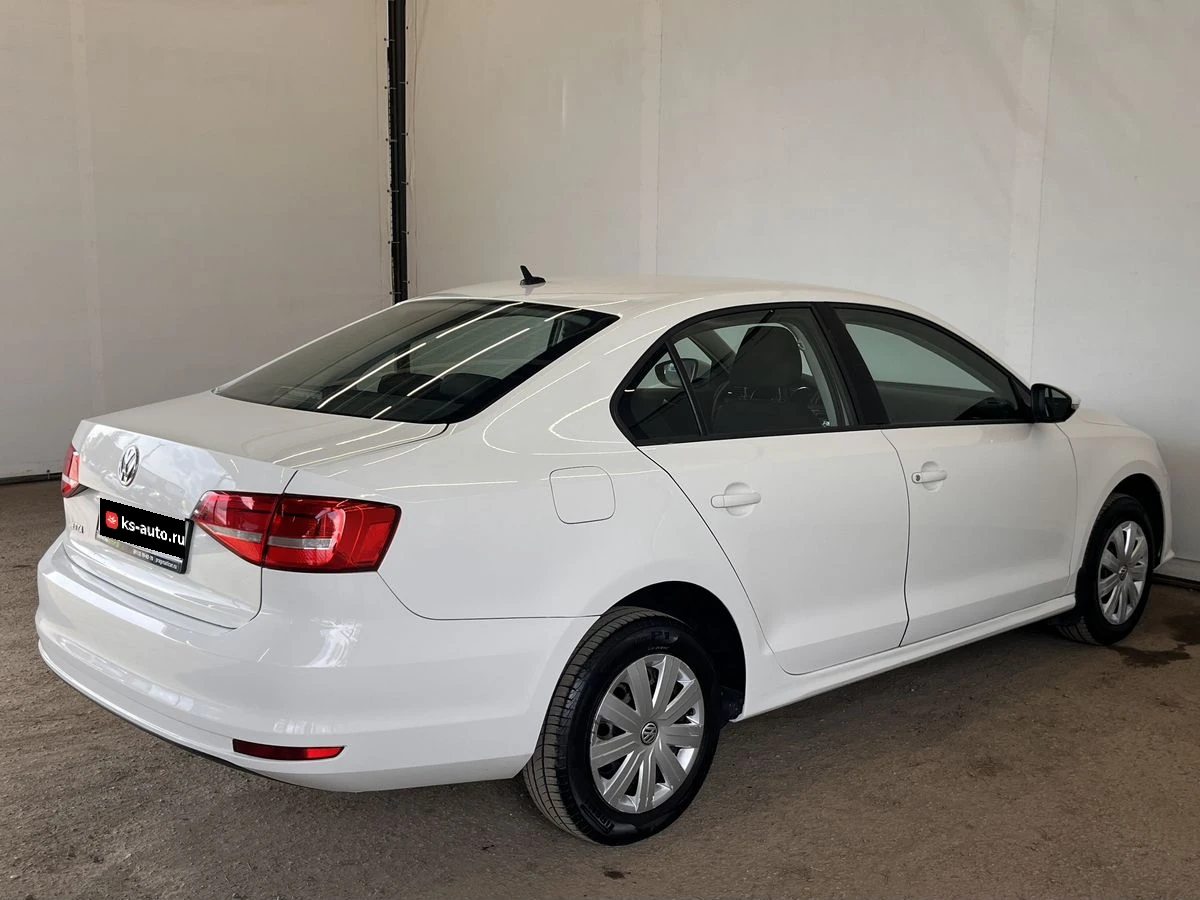 Volkswagen Jetta, 2015г, передний привод, механика
