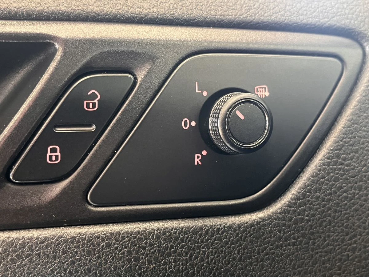 Volkswagen Jetta, 2015г, передний привод, механика