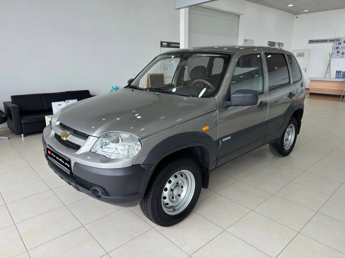 Chevrolet Niva, 2009г, полный привод, механика