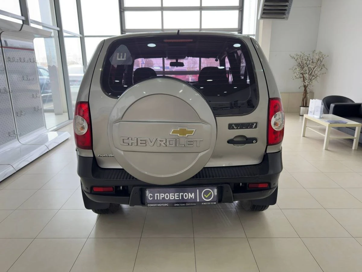 Chevrolet Niva, 2009г, полный привод, механика