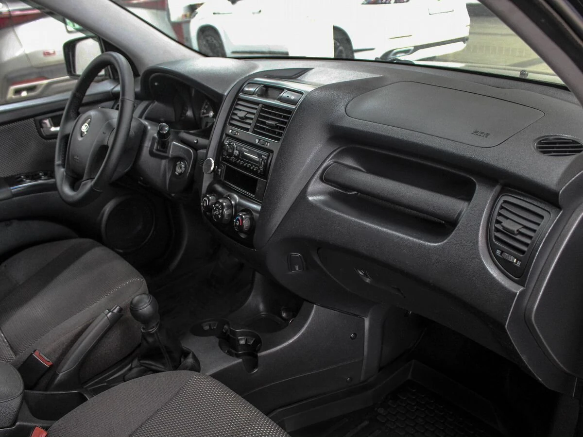 Kia Sportage, 2005г, передний привод, механика