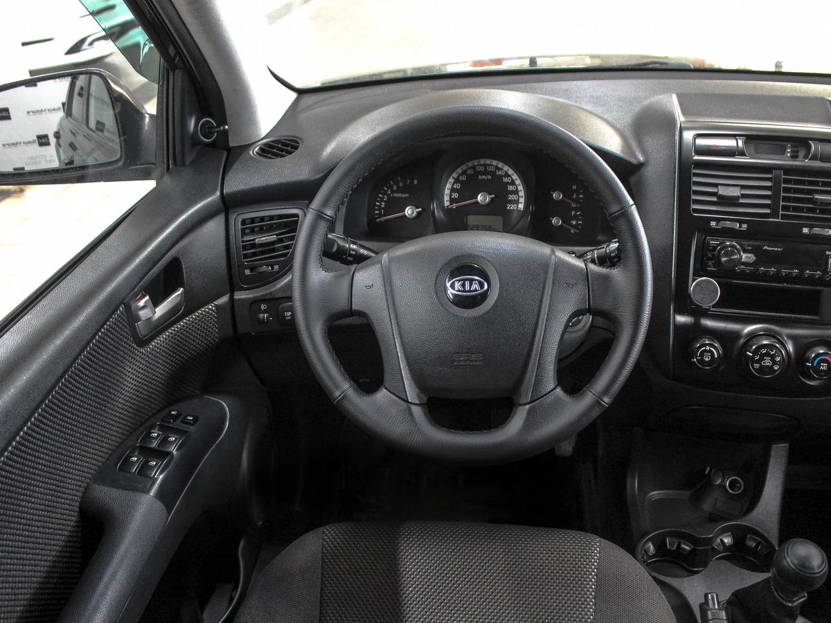 Kia Sportage, 2005г, передний привод, механика