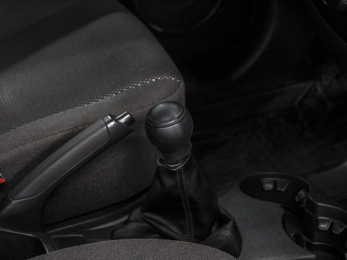 Kia Sportage, 2005г, передний привод, механика