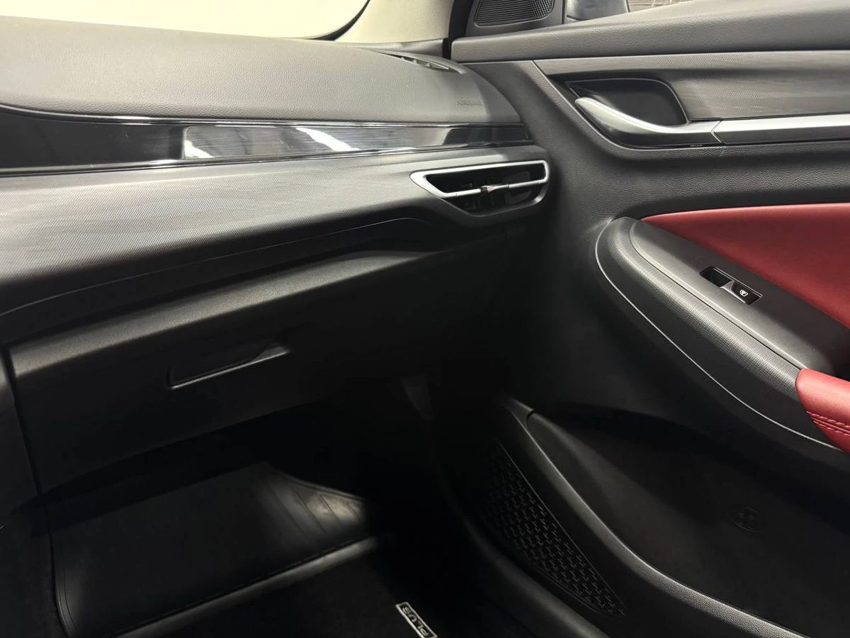 Changan Eado Plus, 2023г, передний привод, робот