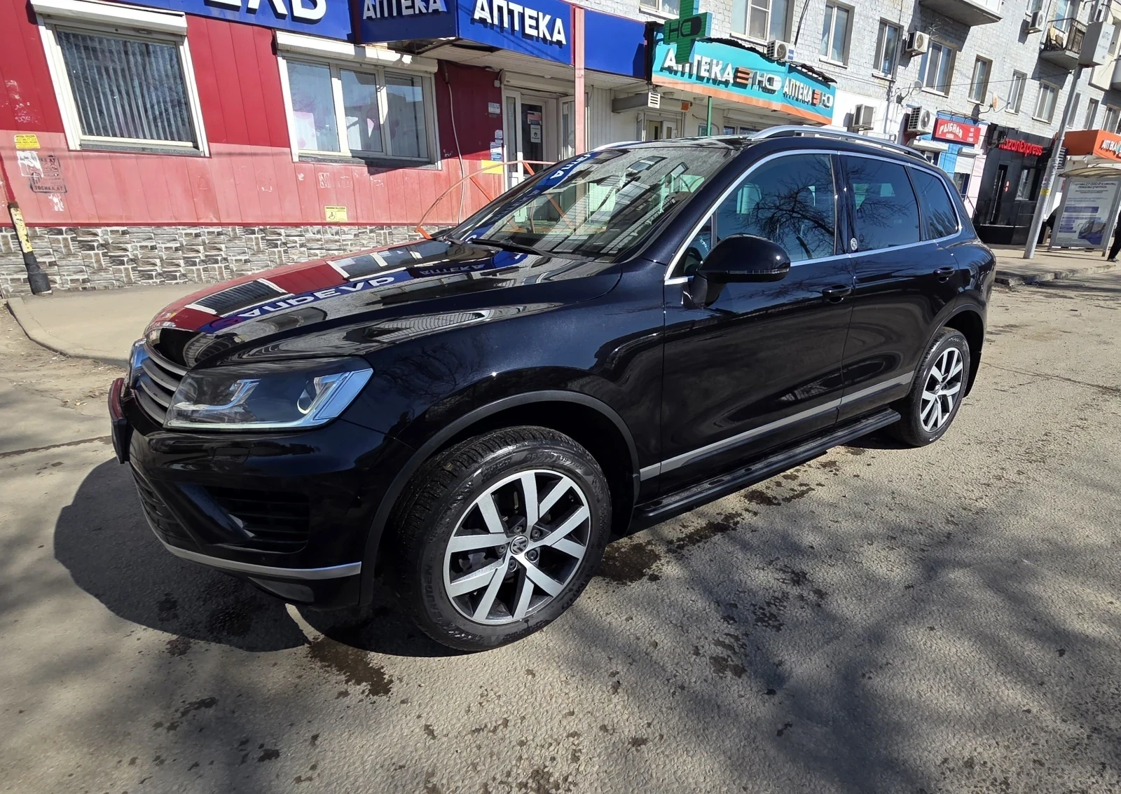 Volkswagen Touareg, 2016г, полный привод, автомат
