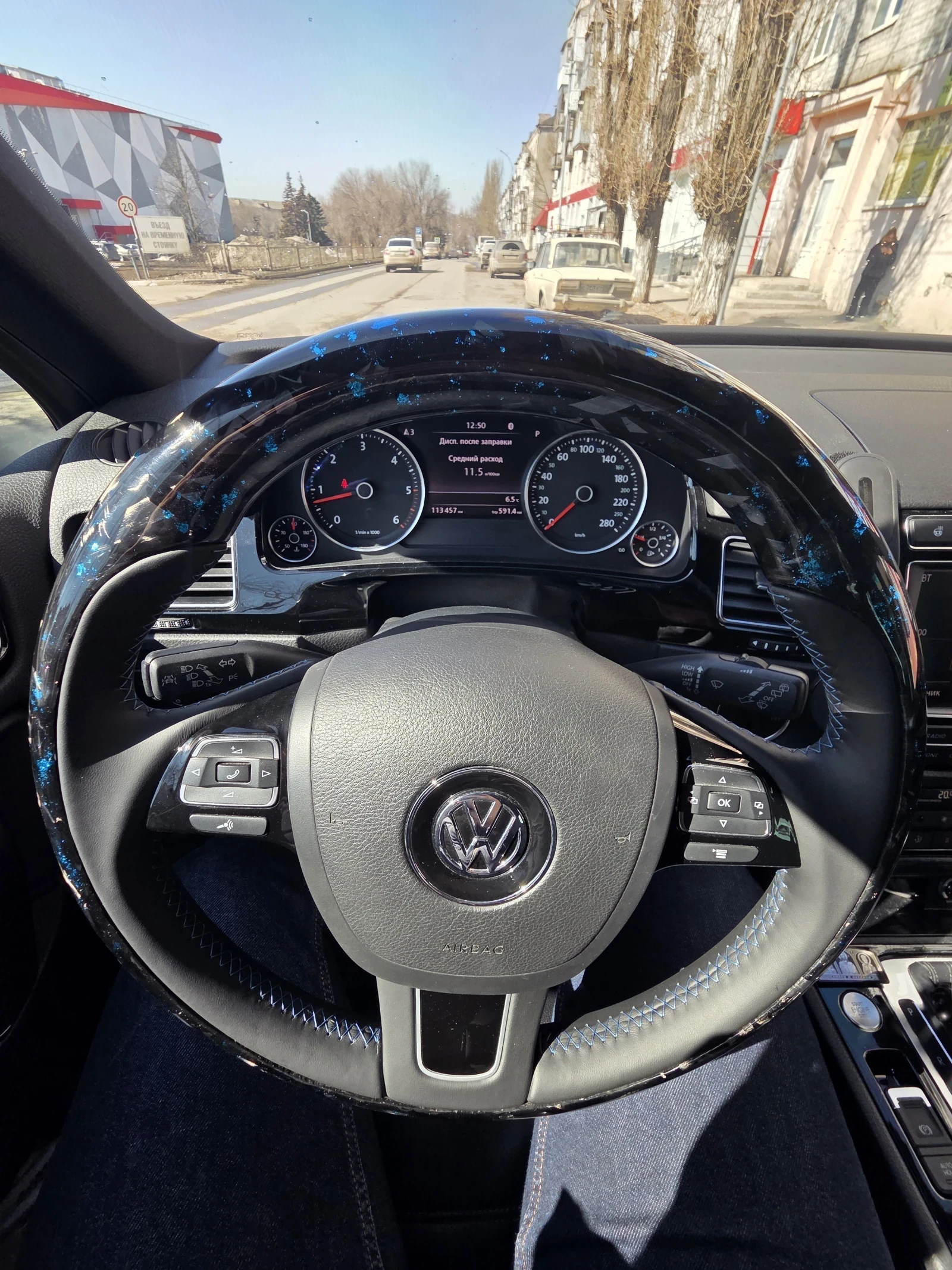 Volkswagen Touareg, 2016г, полный привод, автомат