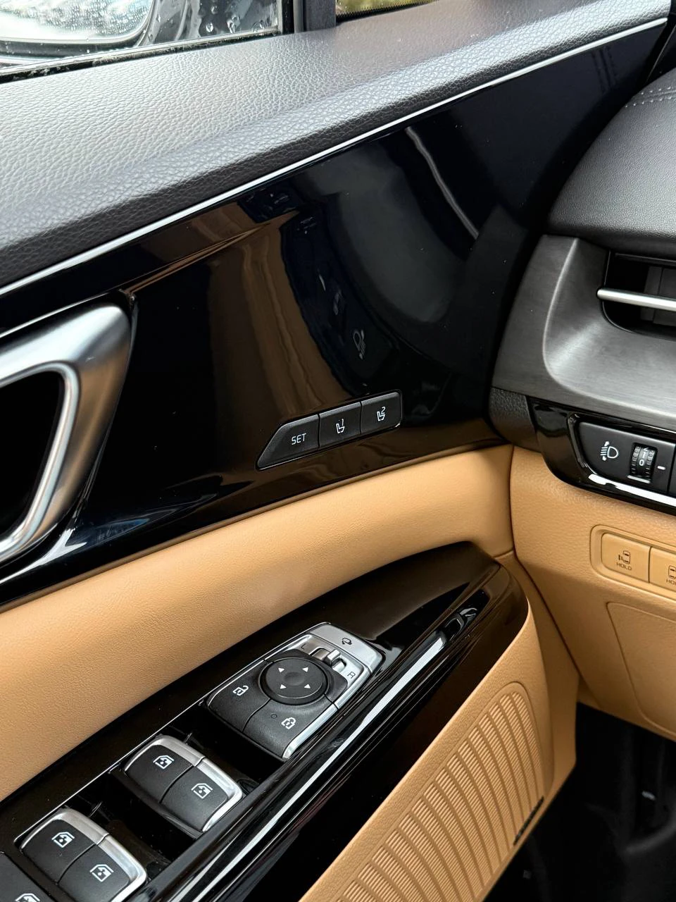 Kia Carnival, 2021г, передний привод, автомат