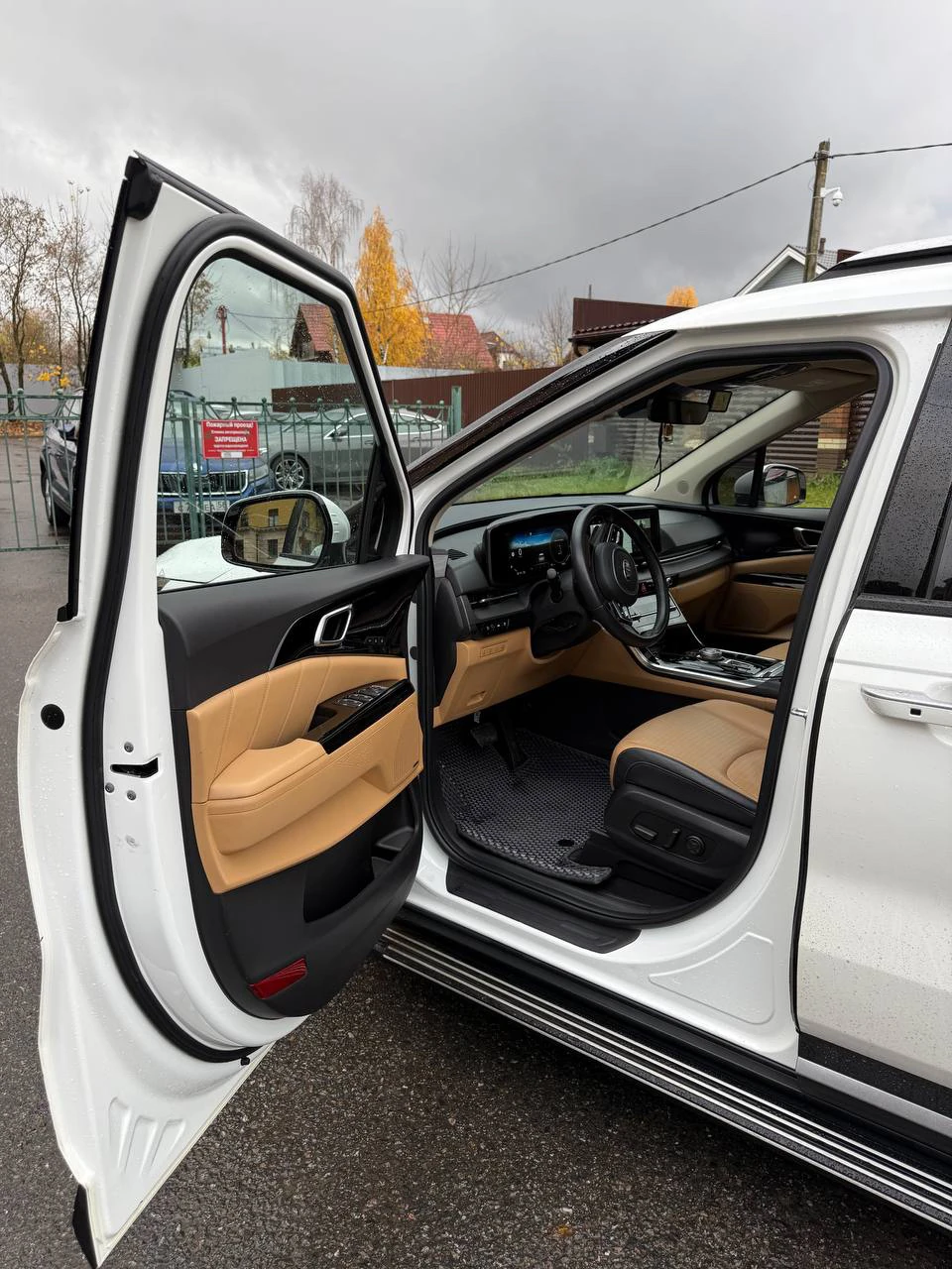 Kia Carnival, 2021г, передний привод, автомат