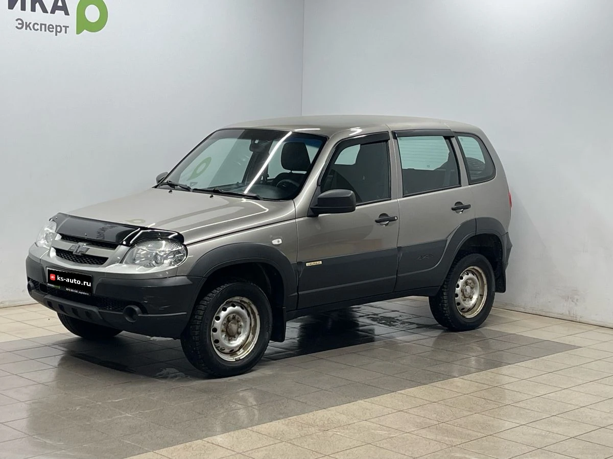 Chevrolet Niva, 2016г, полный привод, механика