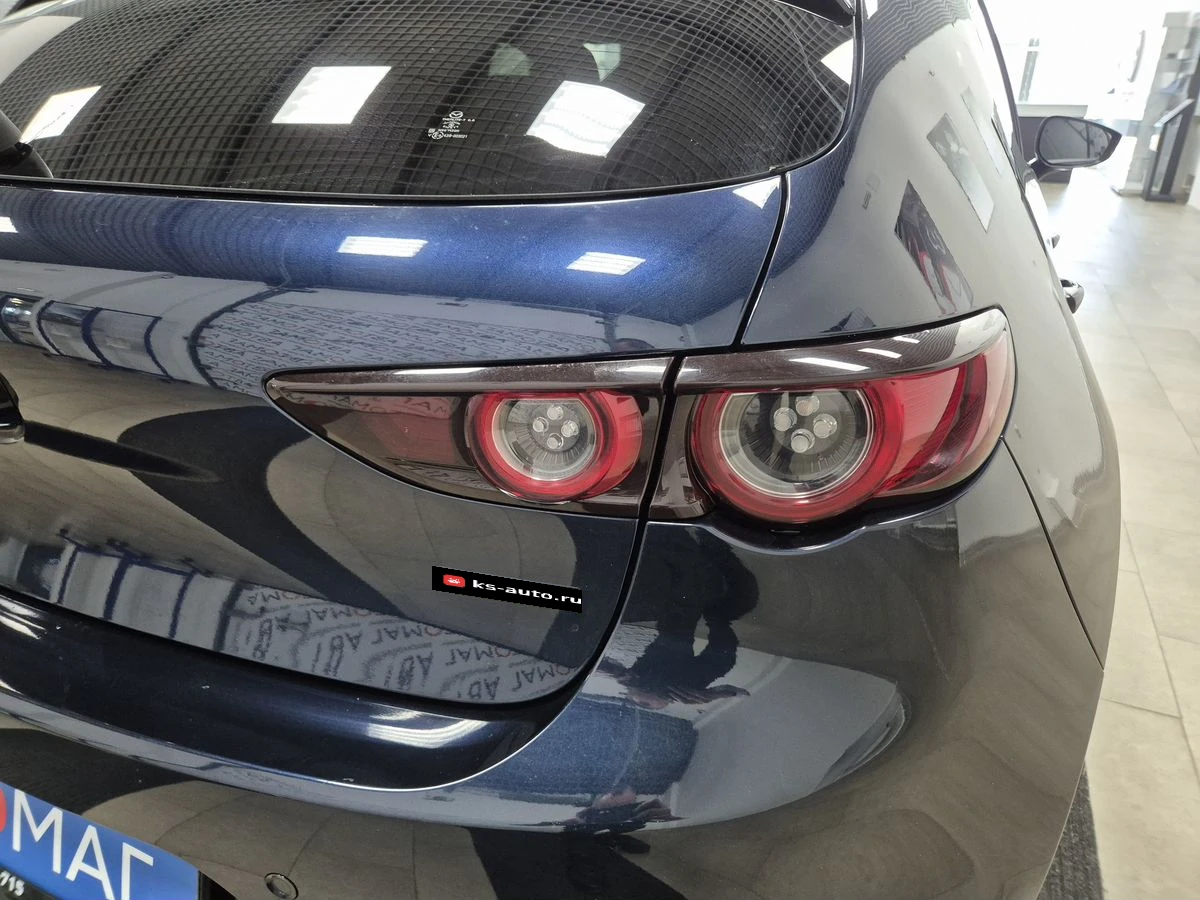 Mazda 3, 2021г, передний привод, автомат