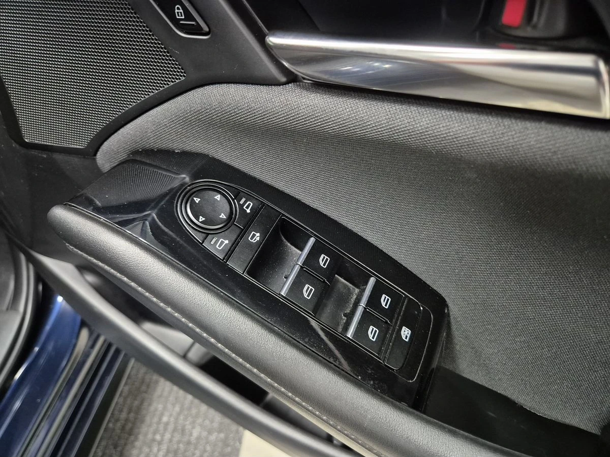 Mazda 3, 2021г, передний привод, автомат