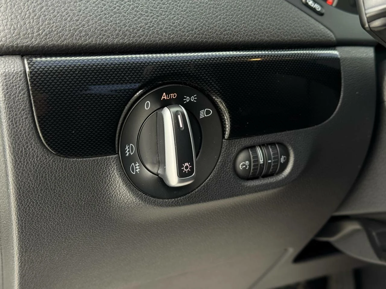 Volkswagen Jetta, 2012г, передний привод, автомат