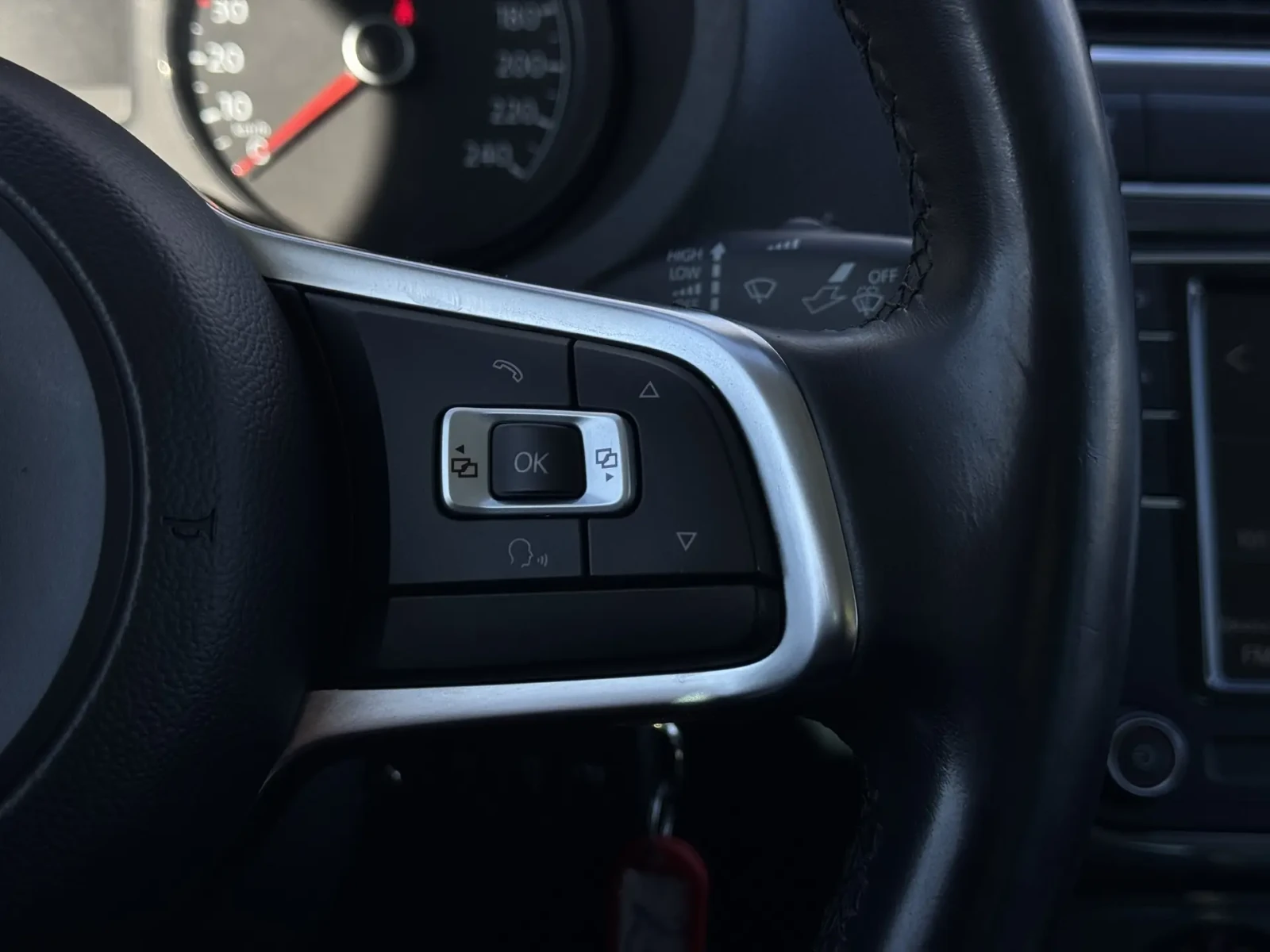 Volkswagen Polo, 2019г, передний привод, механика