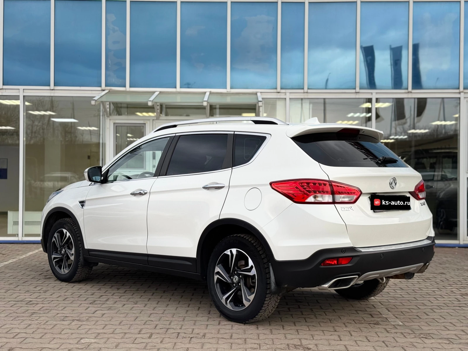 Dongfeng AX7, 2018г, передний привод, автомат