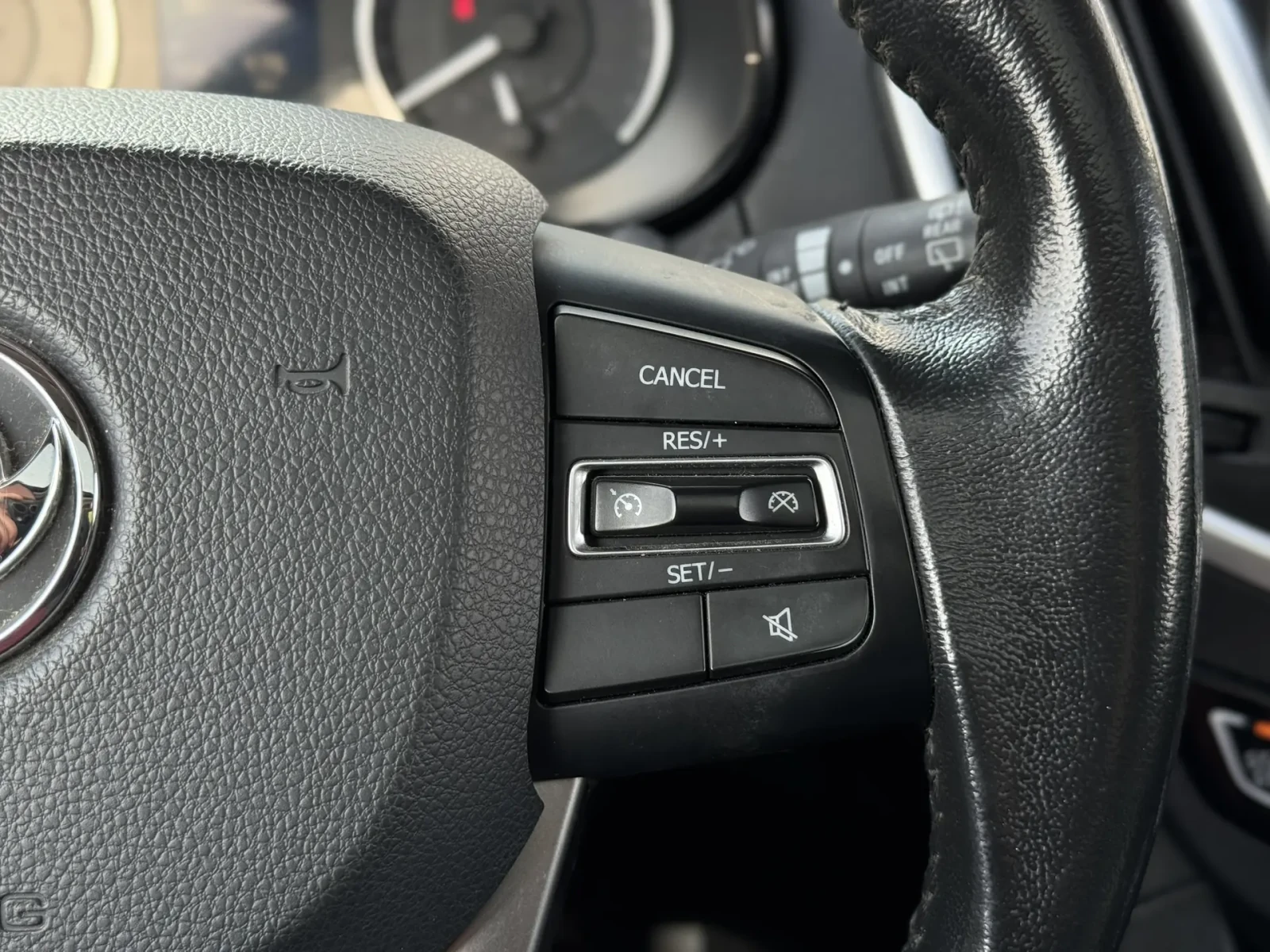 Dongfeng AX7, 2018г, передний привод, автомат