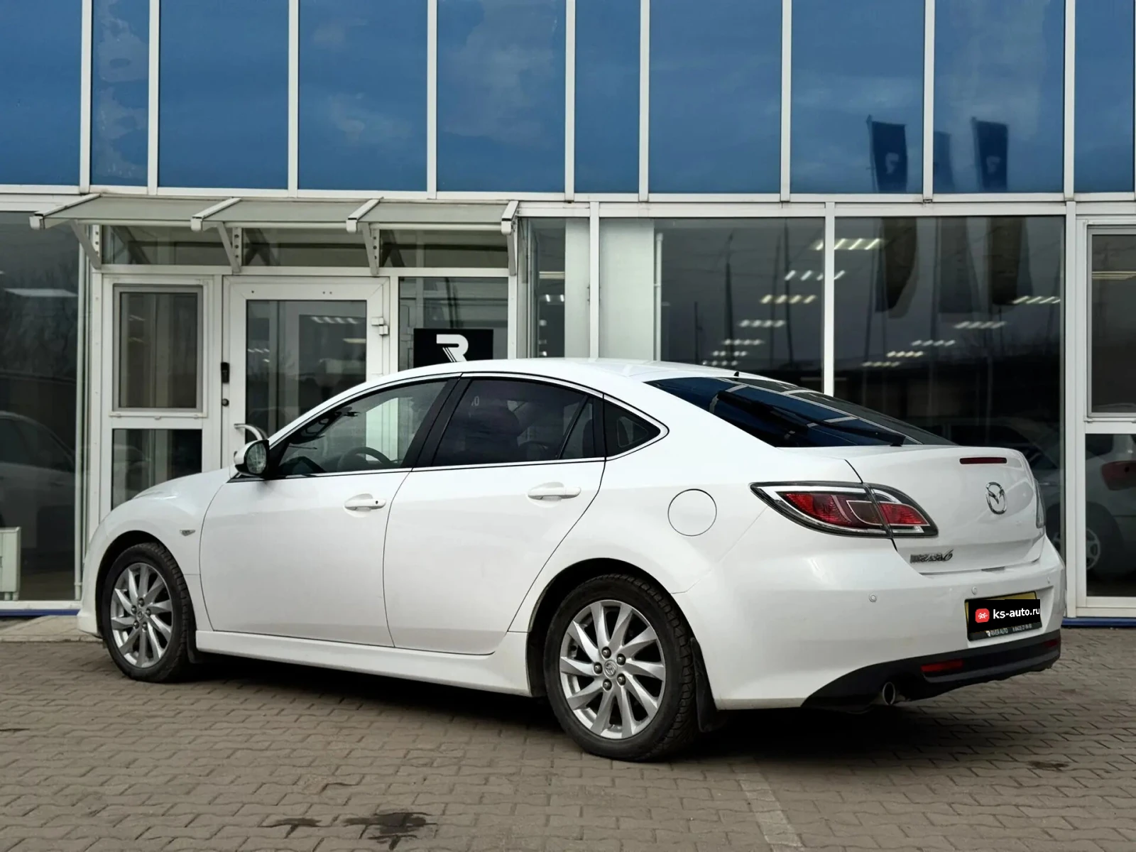 Mazda 6, 2011г, передний привод, автомат