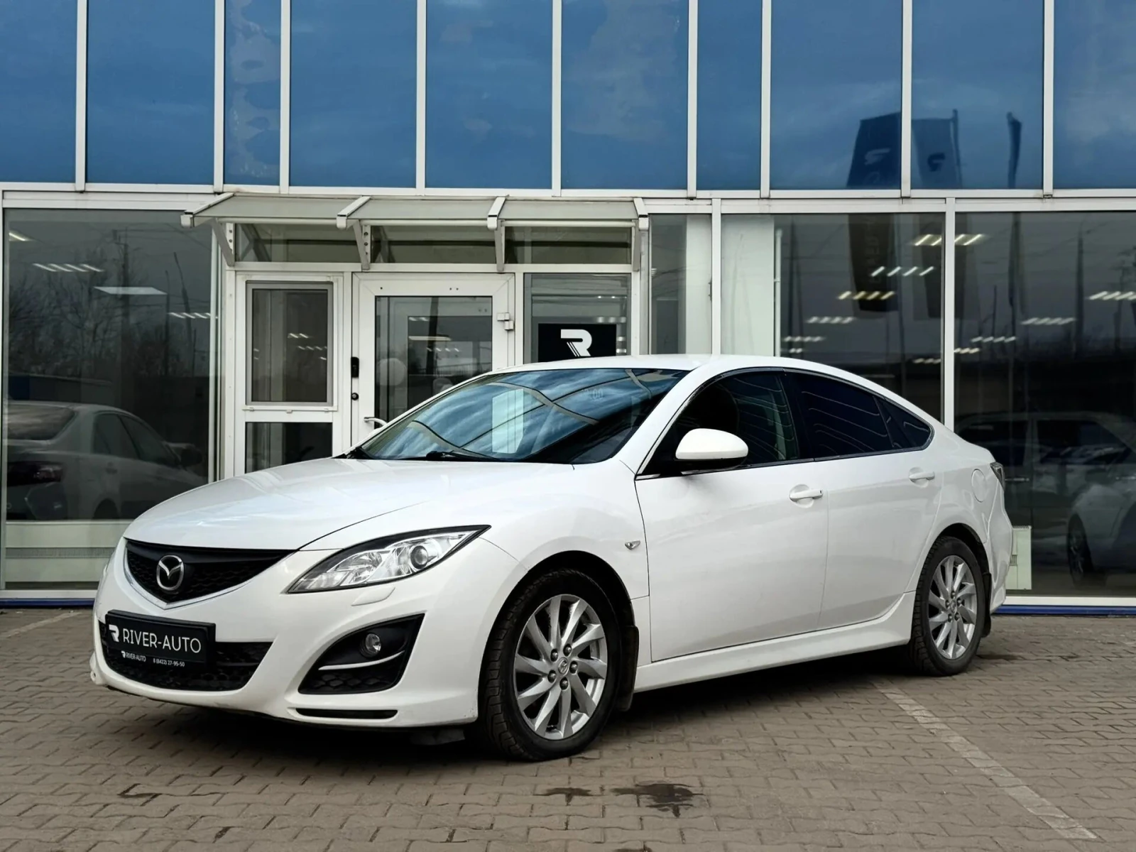 Mazda 6, 2011г, передний привод, автомат