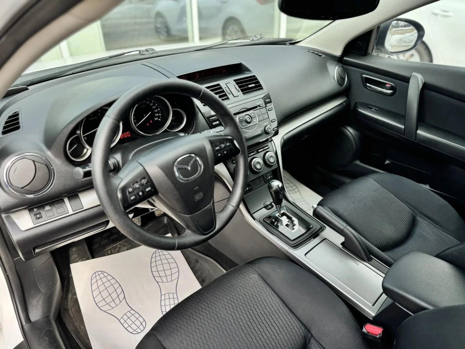 Mazda 6, 2011г, передний привод, автомат