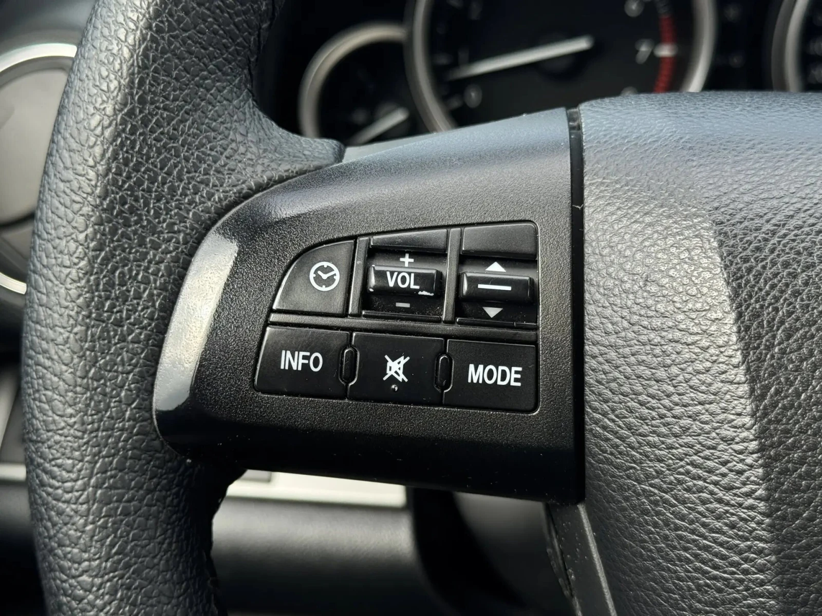 Mazda 6, 2011г, передний привод, автомат