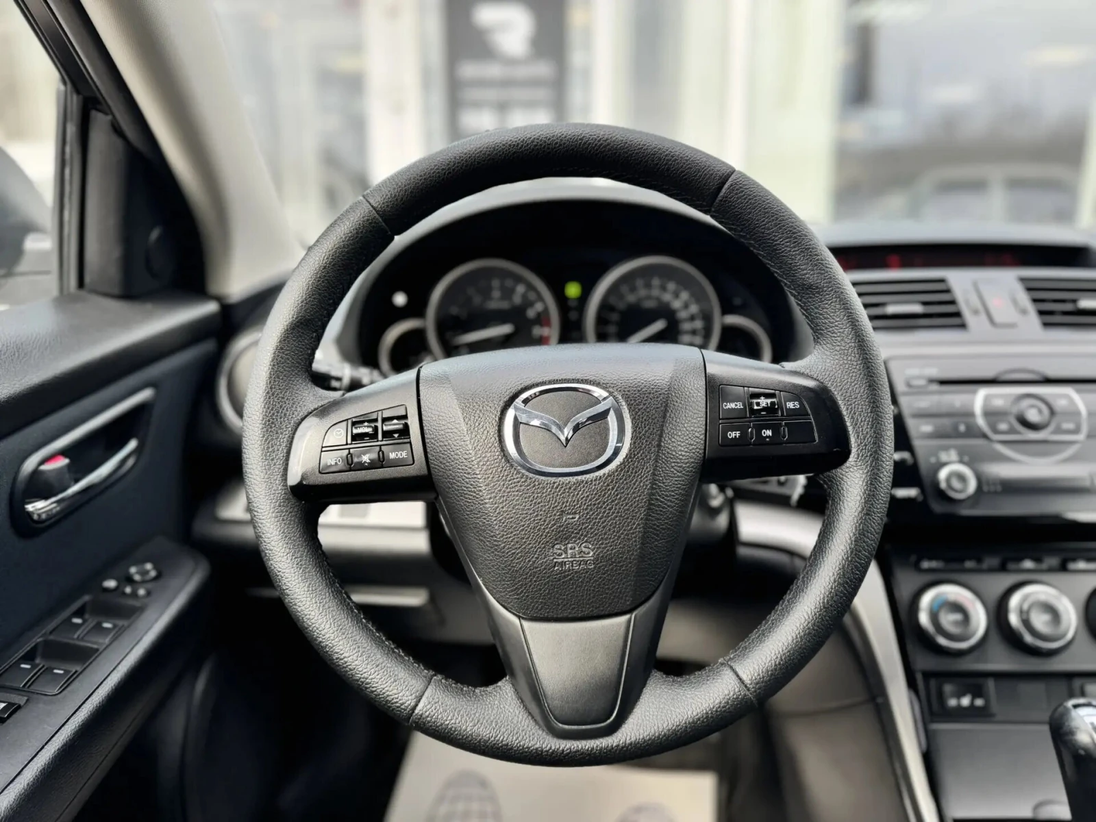 Mazda 6, 2011г, передний привод, автомат