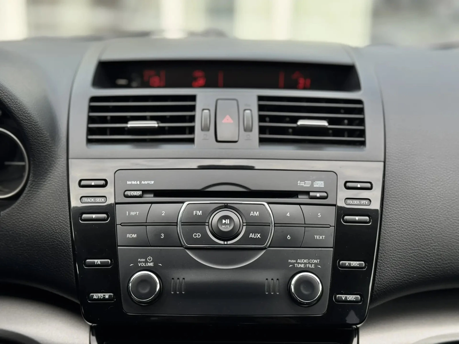 Mazda 6, 2011г, передний привод, автомат